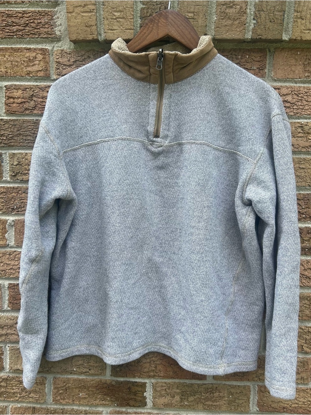Southern Marsh Women's Half-Zip Pullover in Light Gray with Tan Collar size XL